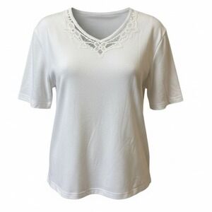 Cabin Creek Womens 2X White Cotton Polyester Embroidered V-Neck Top